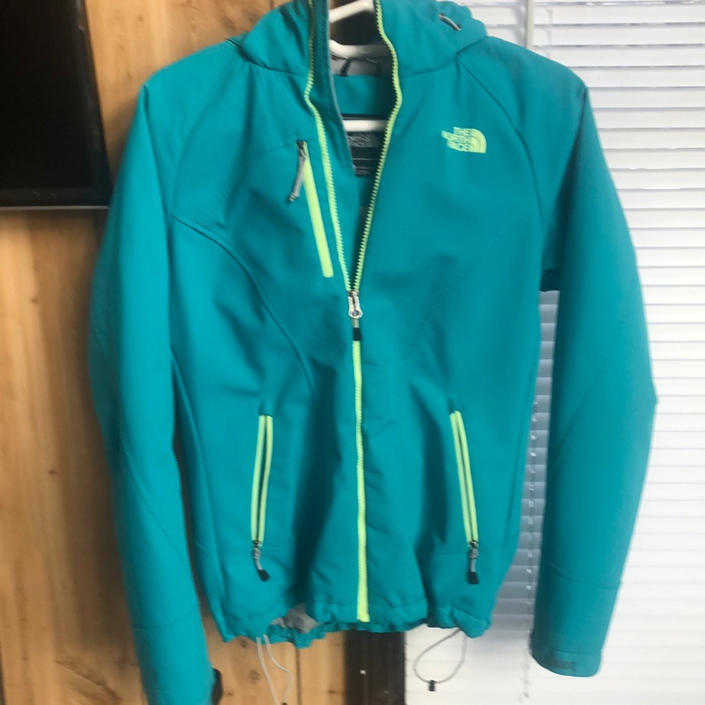 Women’s medium North Face Winter Jacket